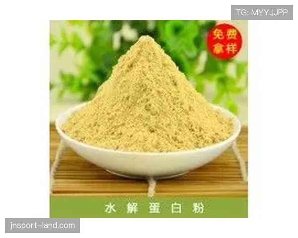 潘展乐家的冰箱里塞满蛋白粉，连饮料都是按秒喝的
